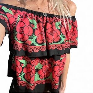 Rockher Floral Off-Shoulder Top - Red and Black Size M